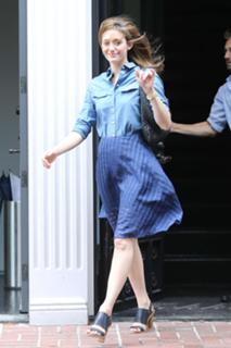 Emmy Rossum feet photo thumbnail