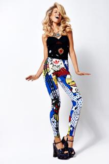 Karolina Kurkova feet photo thumbnail