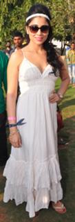 Shriya Saran feet photo thumbnail
