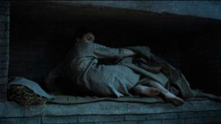 Maisie Williams feet photo thumbnail