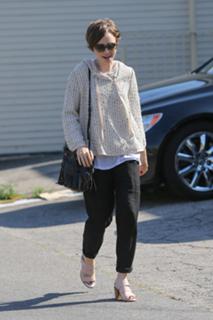 Lily Collins feet photo thumbnail