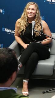 Ronda Rousey feet photo thumbnail