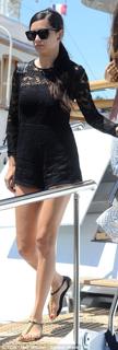 Adriana Lima feet photo thumbnail