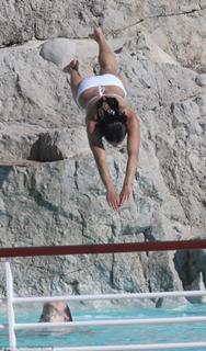 Michelle Rodriguez feet photo thumbnail
