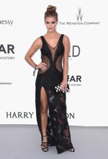 Nina Agdal feet photo thumbnail