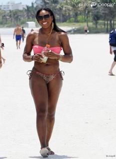 Serena Williams feet photo thumbnail