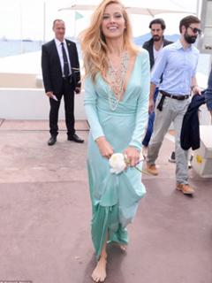 Petra Nemcova feet photo thumbnail