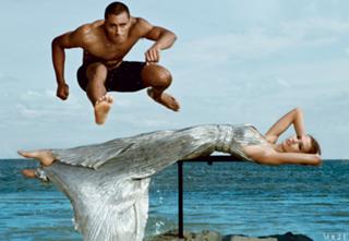 Karlie Kloss feet photo thumbnail