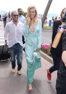 Petra Nemcova feet photo thumbnail