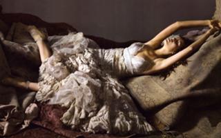Petra Nemcova feet photo thumbnail