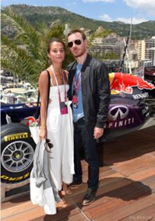Alicia Vikander feet photo thumbnail