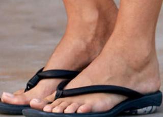 Paige Butcher feet photo thumbnail