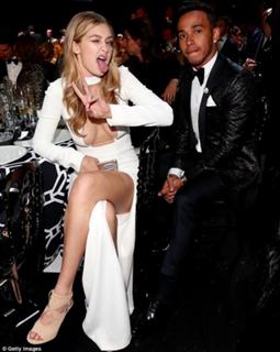 Gigi Hadid feet photo thumbnail