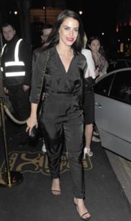Jessica Lowndes feet photo thumbnail