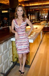 Giada De Laurentiis feet photo thumbnail