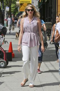 Kate Upton feet photo thumbnail