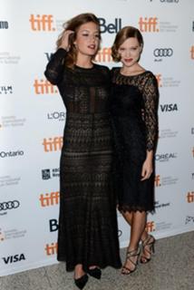 Léa Seydoux feet photo thumbnail
