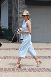Diane Kruger feet photo thumbnail