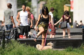 Vanessa Hudgens feet photo thumbnail