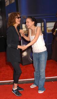 Natalie Portman feet photo thumbnail