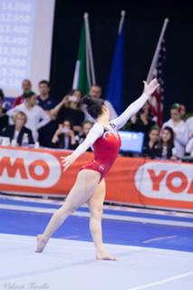 Aly Raisman feet photo thumbnail