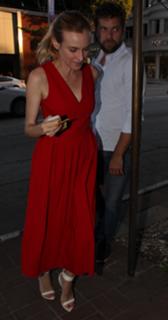 Diane Kruger feet photo thumbnail
