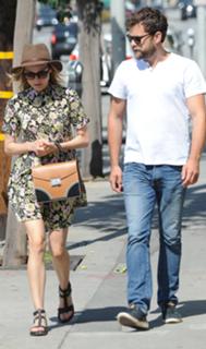 Diane Kruger feet photo thumbnail