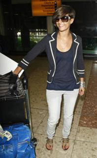 Frankie Bridge feet photo thumbnail