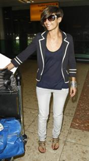 Frankie Bridge feet photo thumbnail