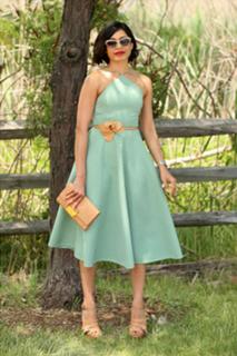 Freida Pinto feet photo thumbnail