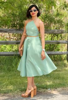 Freida Pinto feet photo thumbnail