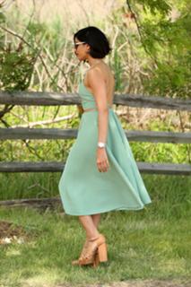 Freida Pinto feet photo thumbnail