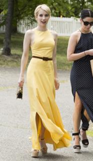 Emma Roberts feet photo thumbnail