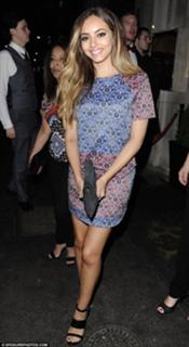 Jade Thirlwall feet photo thumbnail