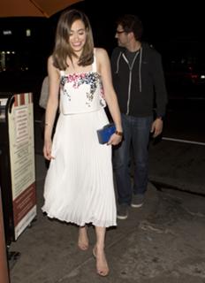 Emmy Rossum feet photo thumbnail