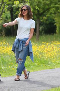 Myleene Klass feet photo thumbnail
