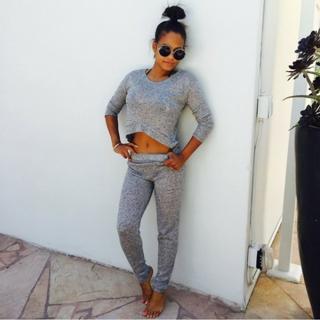 Christina Milian feet photo thumbnail