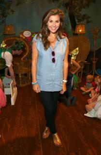 Imogen Thomas feet photo thumbnail
