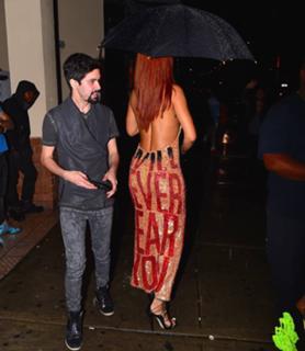 Rihanna feet photo thumbnail