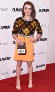 Maisie Williams feet photo thumbnail