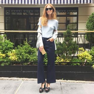Chiara Ferragni feet photo thumbnail
