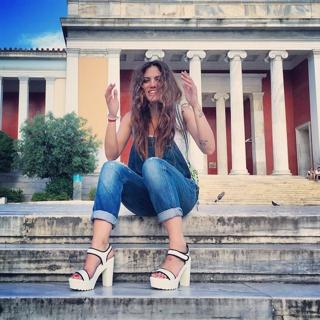 Mary Synatsaki feet photo thumbnail