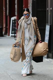 Vanessa Hudgens feet photo thumbnail