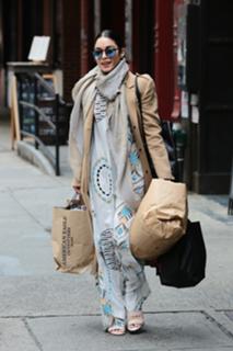 Vanessa Hudgens feet photo thumbnail