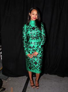 Zoe Saldana feet photo thumbnail