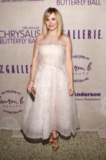 Kristen Bell feet photo thumbnail
