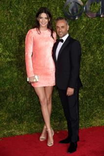 Kendall Jenner feet photo thumbnail