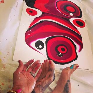 Brooke Burke feet photo thumbnail