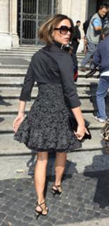 Victoria Beckham feet photo thumbnail
