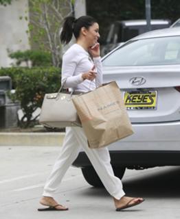 Eva Longoria feet photo thumbnail